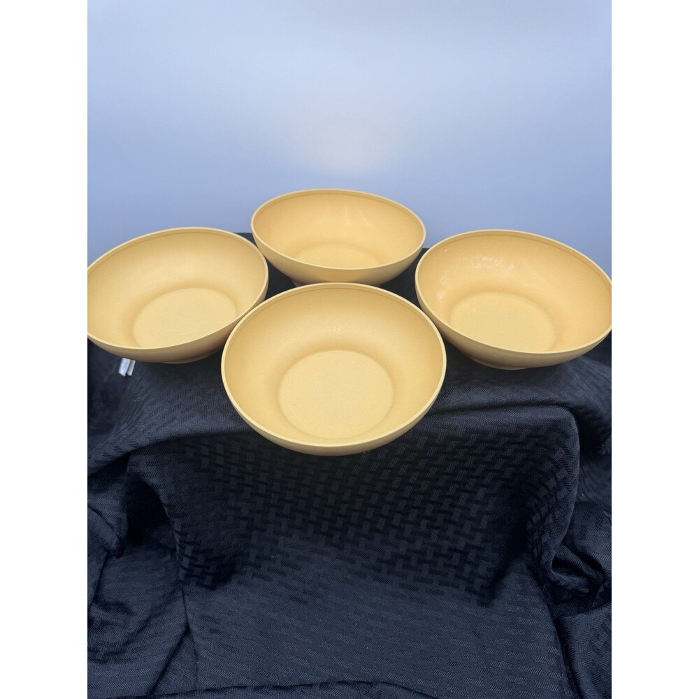 Vintage Tupperware Set of 4 Cereal Salad Bowls 890 Harvest Gold Yellow USA